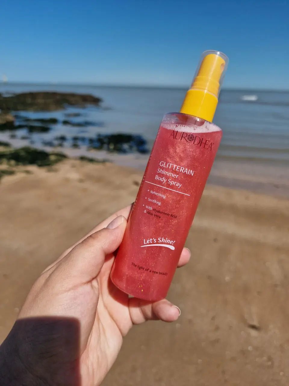 GLITTERAIN – SPRAY SCINTILLANT COCO POUR UNE PEAU FRAÎCHE, HYDRATÉE & LUMINEUSE